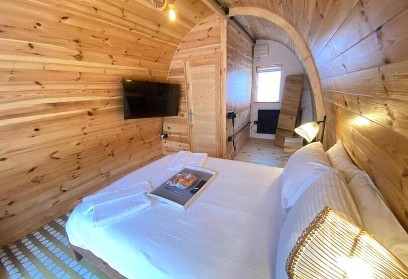 Шале 1 Спальня, The Watersedge, Canal Cottages