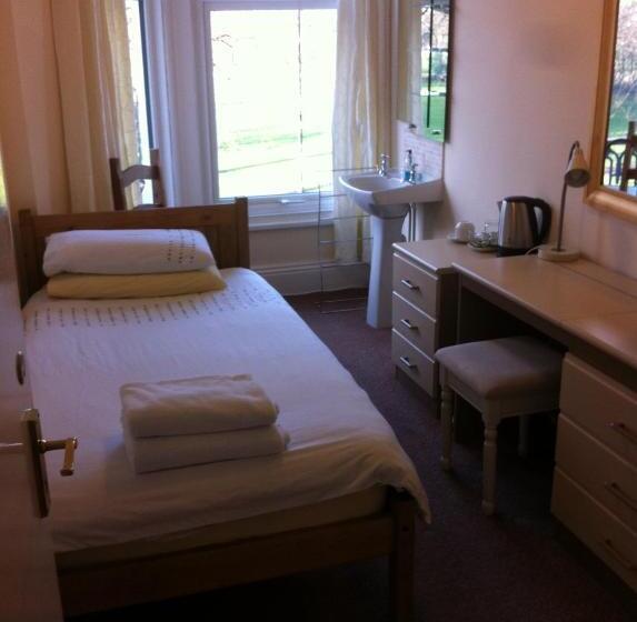 חדר סטנדרט יחיד, Chadwick Guest House