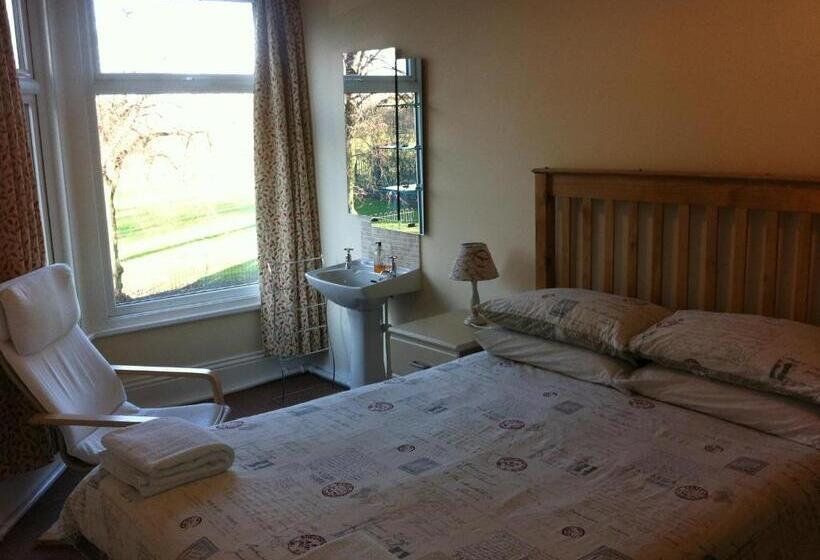 חדר סטנדרט, Chadwick Guest House