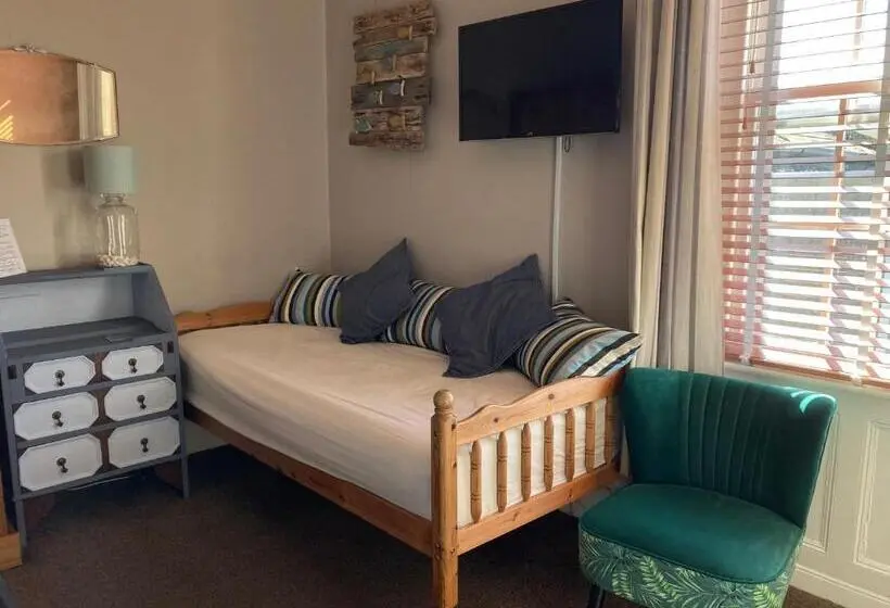 キングサイズベッドのスタンダードルーム, Kelston Guest House