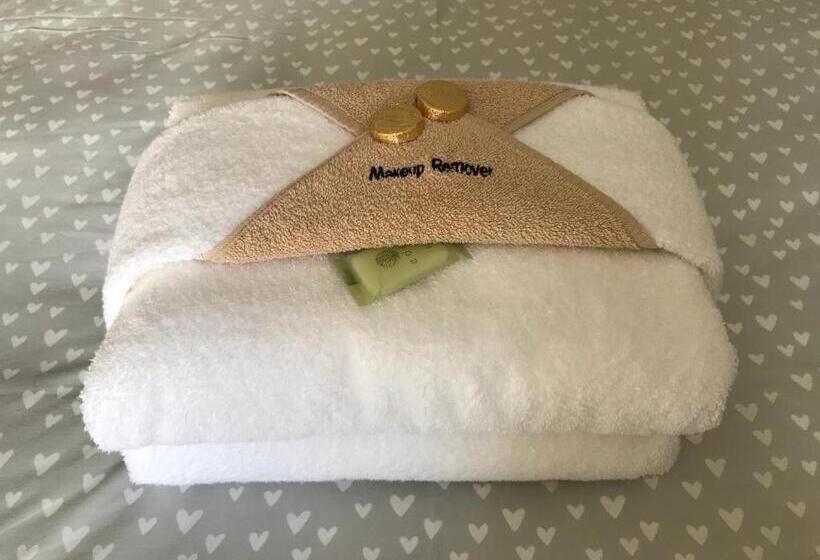 キングサイズベッドのスタンダードルーム, Kelston Guest House