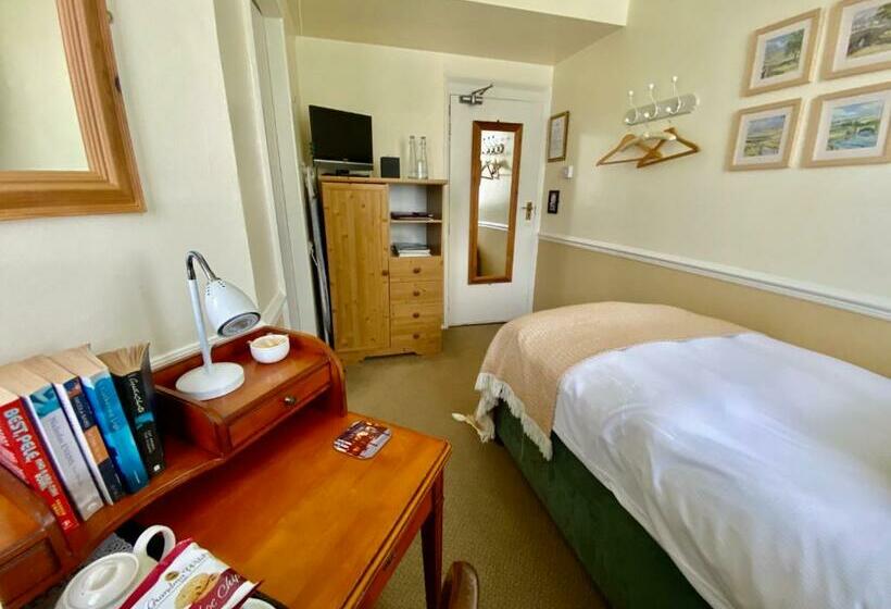 标准单人间, Orchard Club Newton House