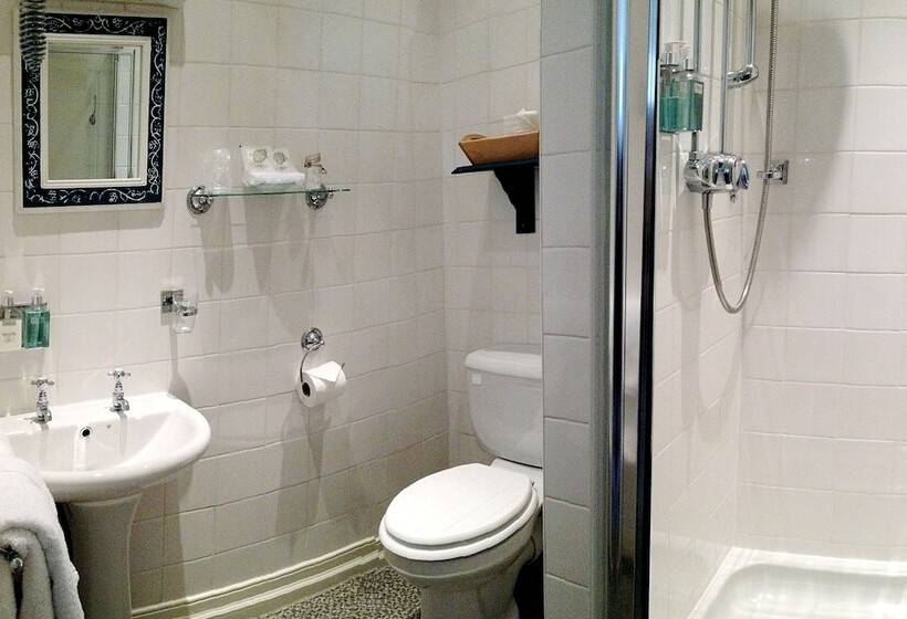 スタンダードルーム, Orchard Club Newton House