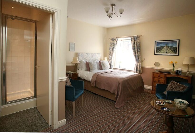 スタンダードルーム, Orchard Club Newton House