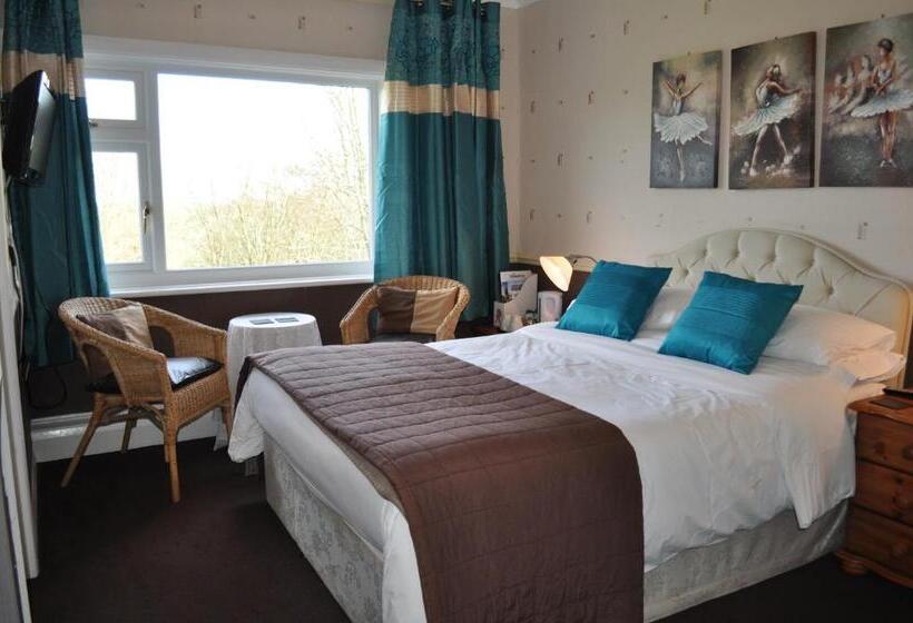 标准间, The Russell