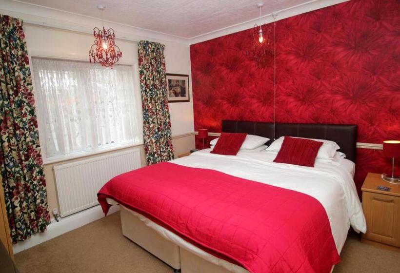 家庭间, The Russell