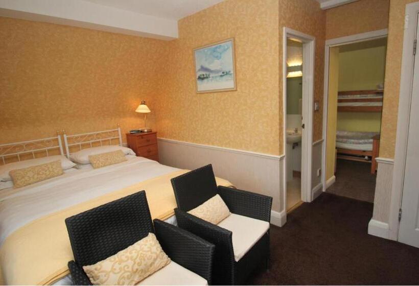 家庭间, The Russell