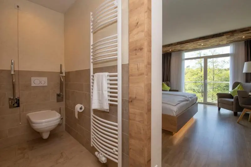 Standard-invahuone, Peters Hotel & Spa