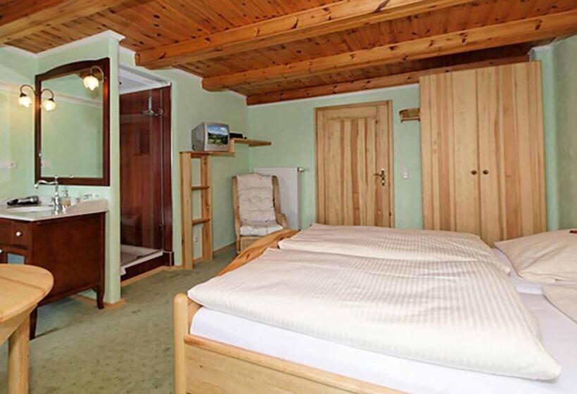 Номер Стандарт с Балконом, Landhaus Lehnerhof