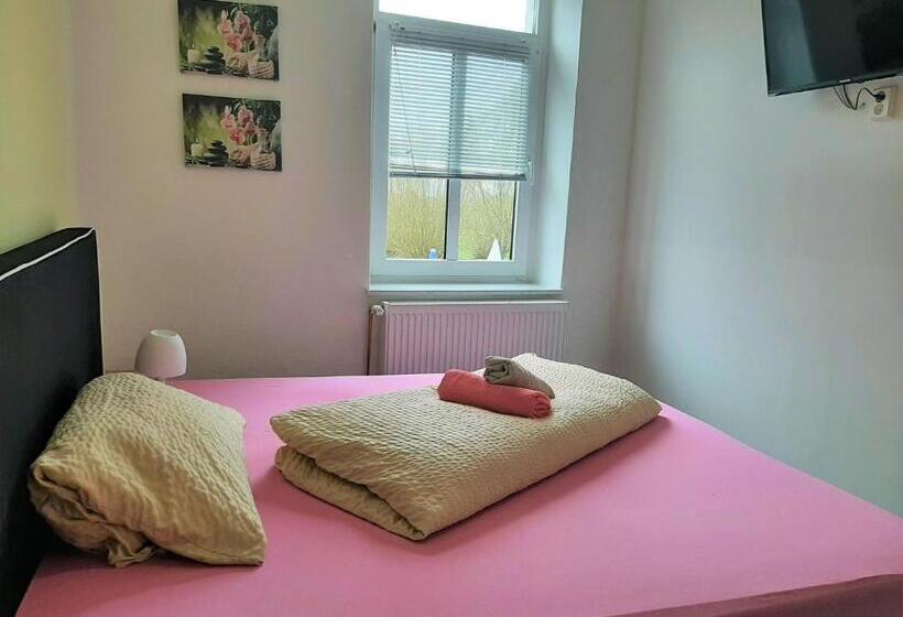 标准间, Steakhaus Galgenbach