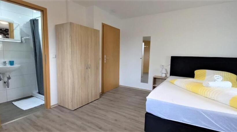 标准间, Steakhaus Galgenbach