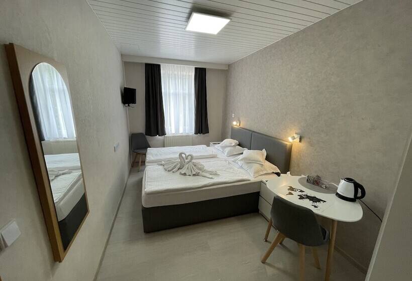 标准间, Pension Nadia