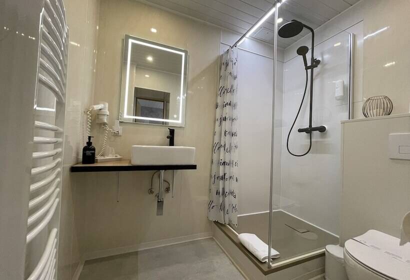 标准间, Pension Nadia