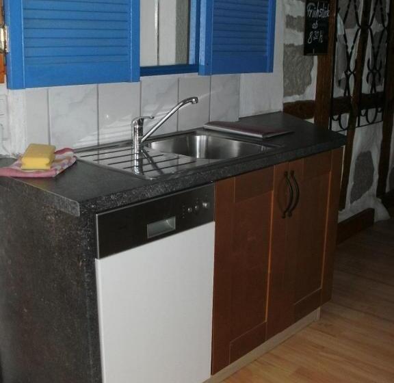 Teraslı 1 Yatak Odalı Daire, Gästehaus Zum Felsen