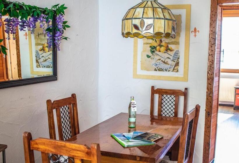 2 Yatak Odalı Daire, Gästehaus Zum Felsen