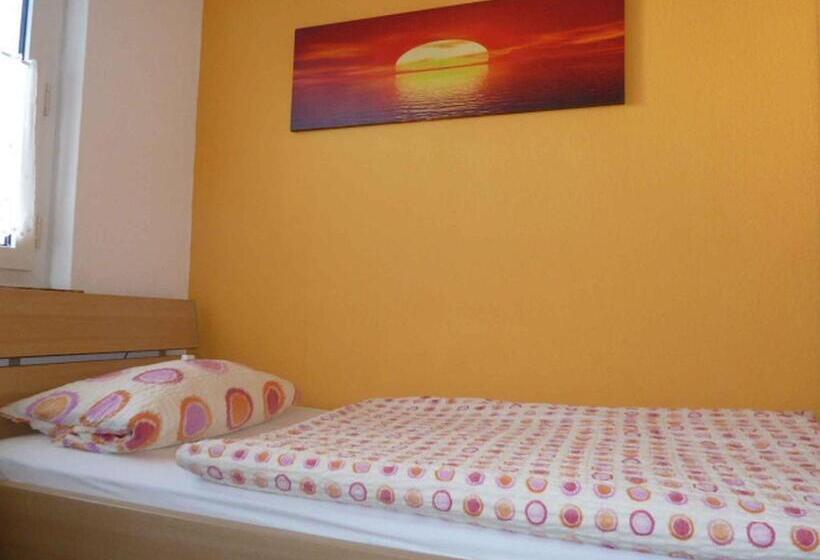 غرفة قياسية فردية حمام مشترك, Privatzimmer Reiner Baumeister