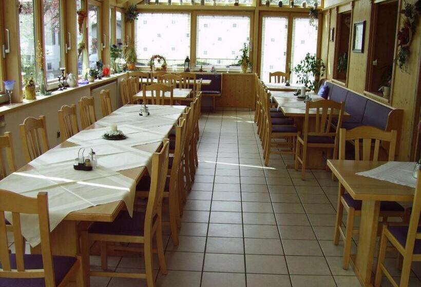 スタンダードシングルルーム, Reiterhof Gürster