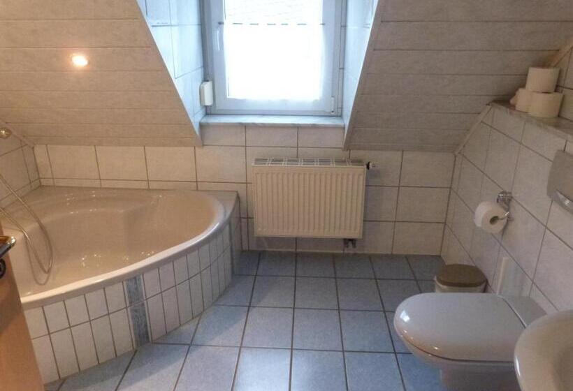 Balkonlu 1 Yatak Odalı Daire, Winzergasthof Zum Kellerstübchen