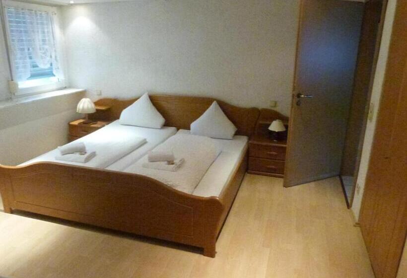 Balkonlu 1 Yatak Odalı Daire, Winzergasthof Zum Kellerstübchen