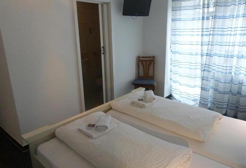 Delüks Oda, Winzergasthof Zum Kellerstübchen