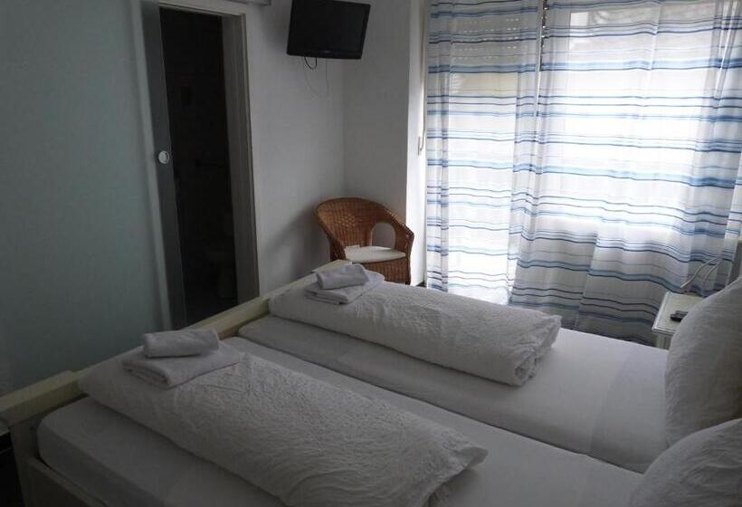 Balkonlu Standart Oda, Winzergasthof Zum Kellerstübchen