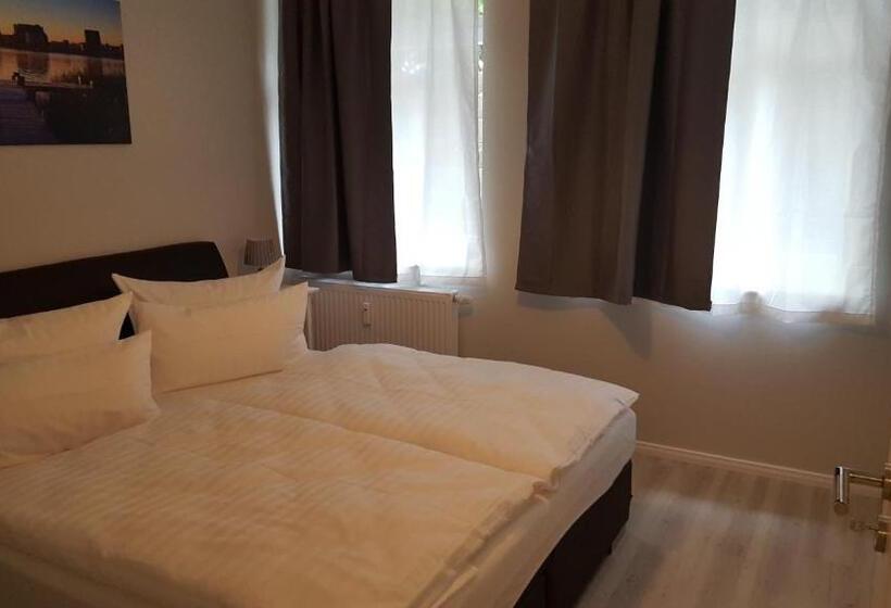 اتاق خانوادگی, Pension Fischerjung