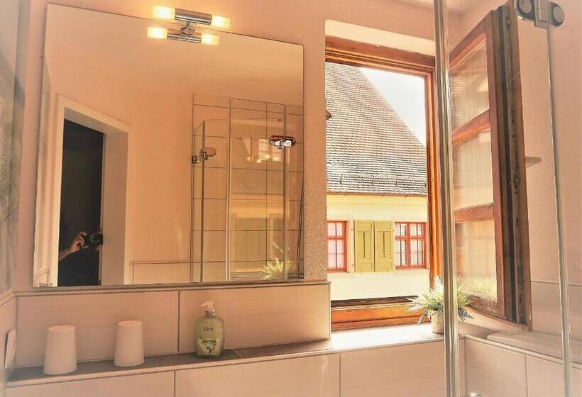 Номер Basic, Pension Ins Fischernetz  Mäntele