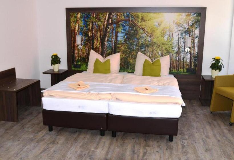 חדר סטנדרט, Elia