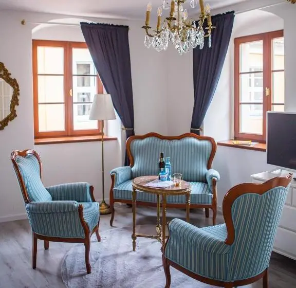 Huoneisto 2 Makuuhuonetta, Apartone Altstadt