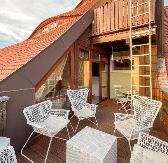 Люкс с Террасой, Apartone Altstadt