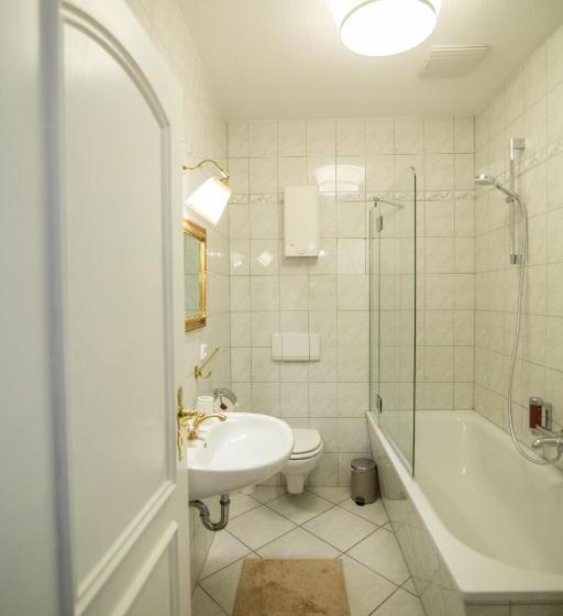 Люкс с Террасой, Apartone Altstadt