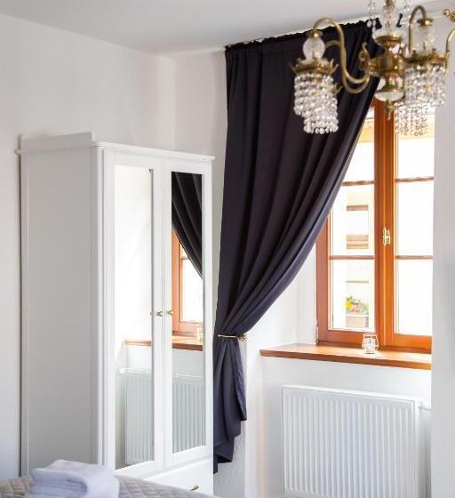 キングサイズベッドのスーペリアルーム, Apartone Altstadt