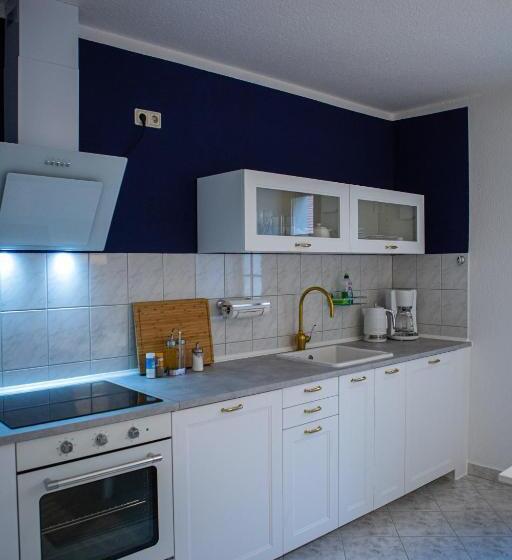 １ベッドルームのデラックスアパートメント, Apartone Altstadt