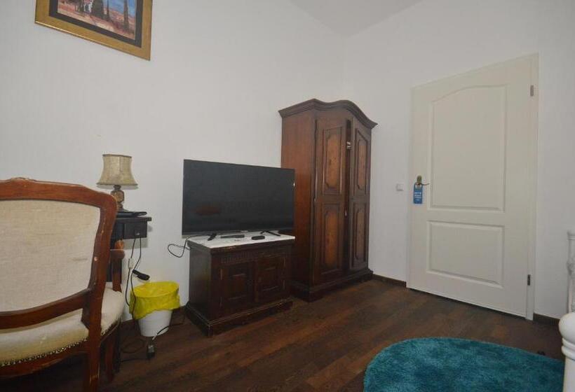 Номер Economy, Ik Gdanska