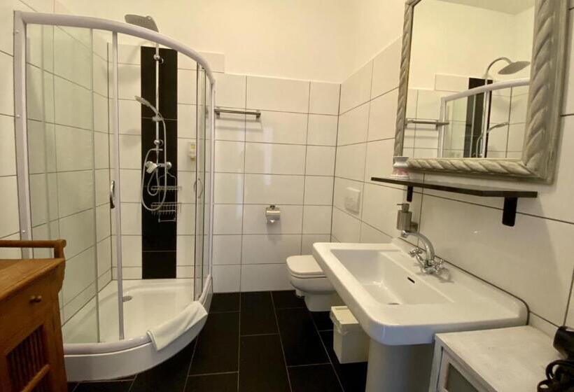 Номер Economy, Ik Gdanska