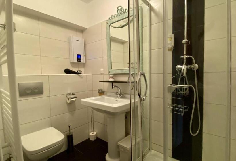 Номер Economy, Ik Gdanska