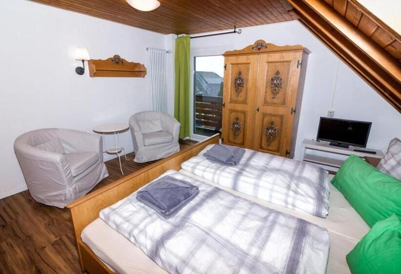 Quarto Estandar, Pension Linde