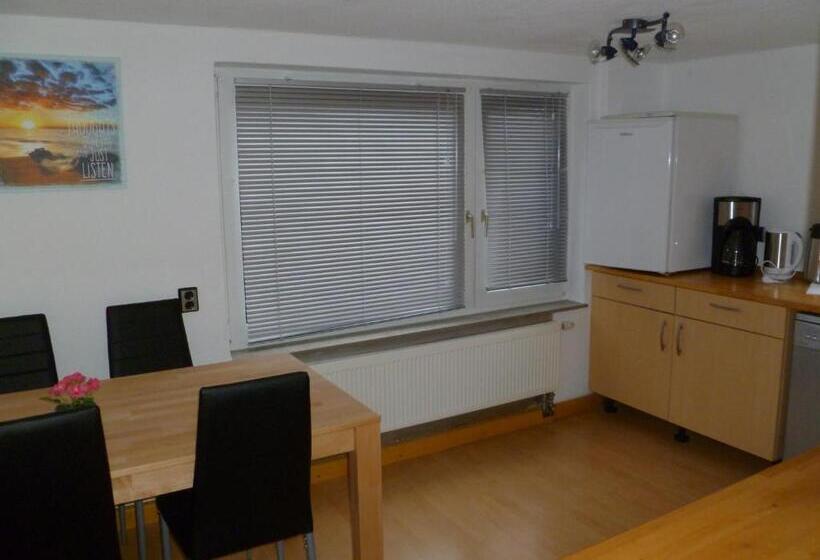 带2个卧室的公寓, Guest House Schneider