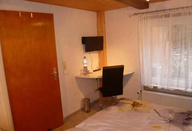 エコノミールーム, Guest House Schneider