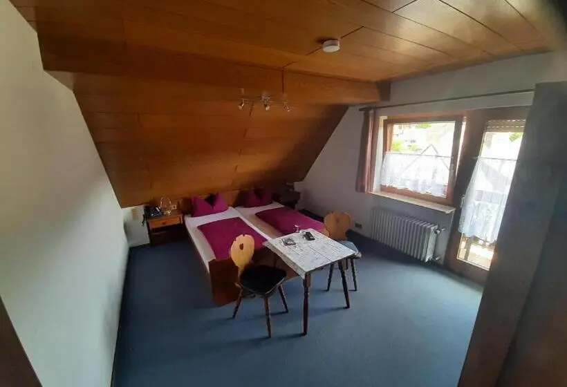 バルコニー付きスタンダードルーム, Gasthof Keller Merdingen