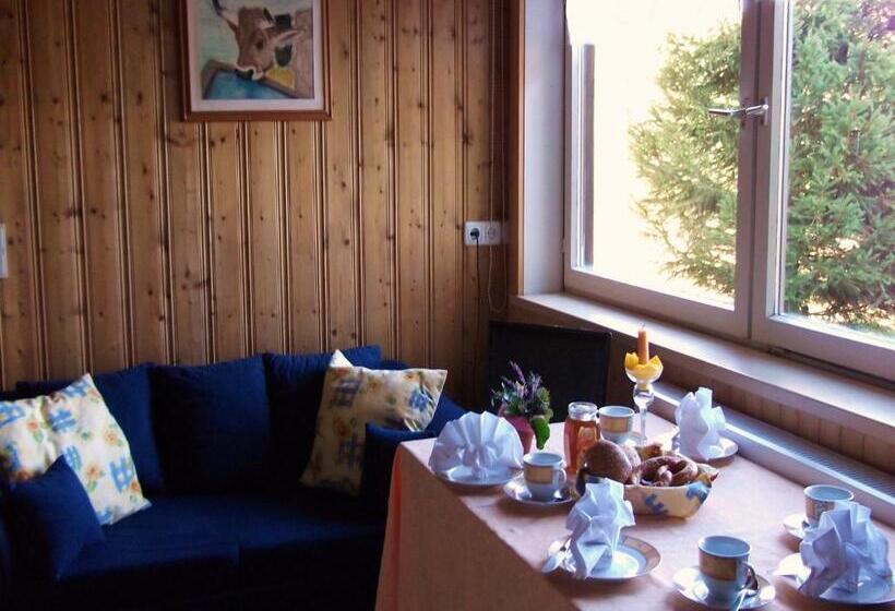 Family flat with balcony, Gästehaus Schmid & Reitzner