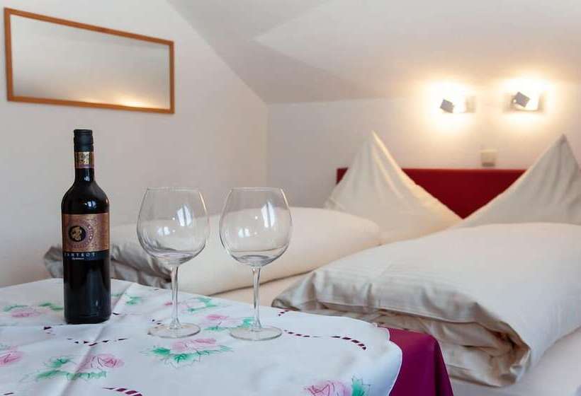 חדר סטנדרט נוף להרים, Pension Bavaria