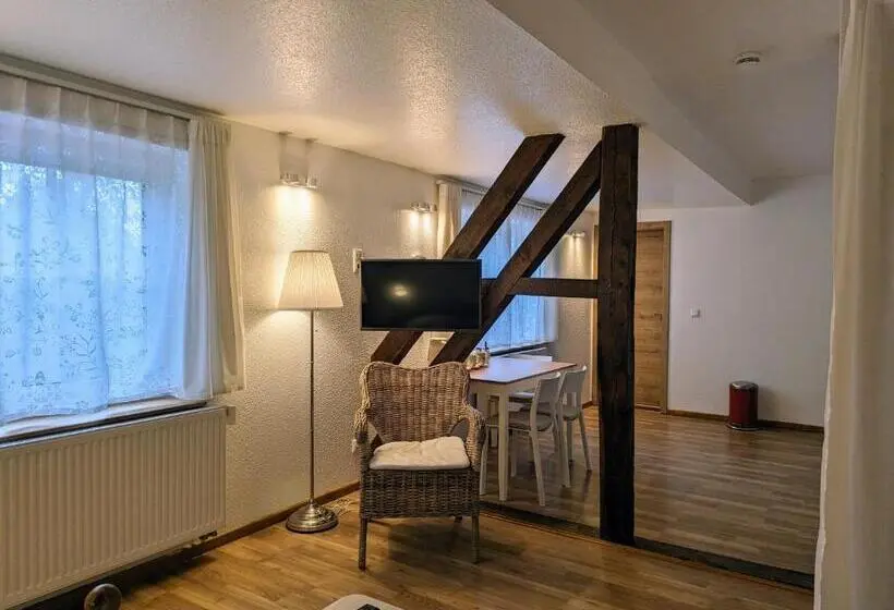 景色の見えるトリプルスタンダードルーム, Waldpension Harzer Waldwinkel