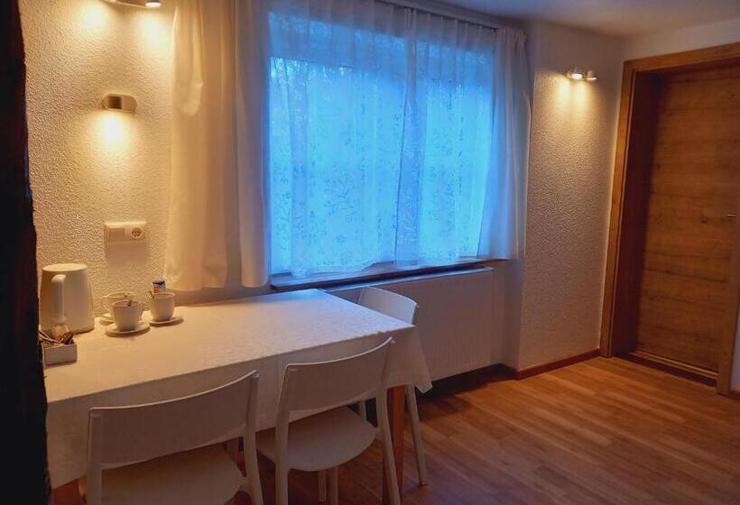 غرفة قياسية ثلاثية ذات اطلالة, Waldpension Harzer Waldwinkel