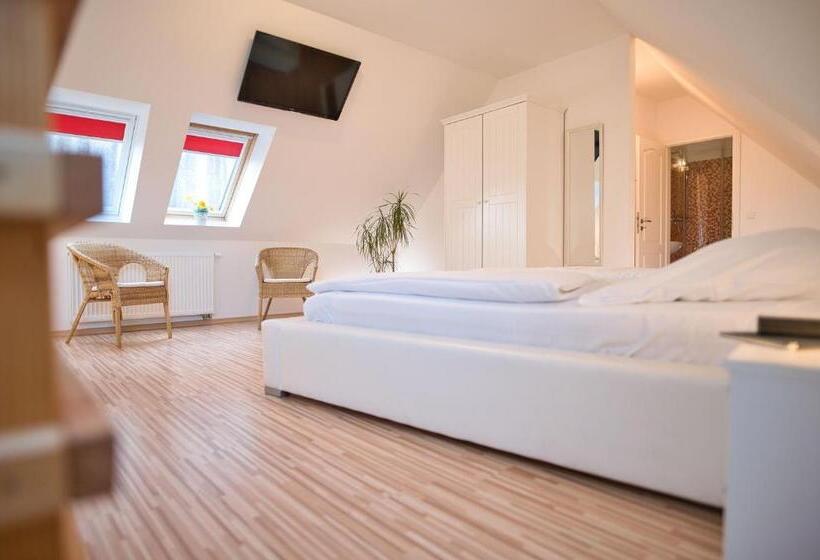 غرفة دوبلكس, Zum Goldenen Anker