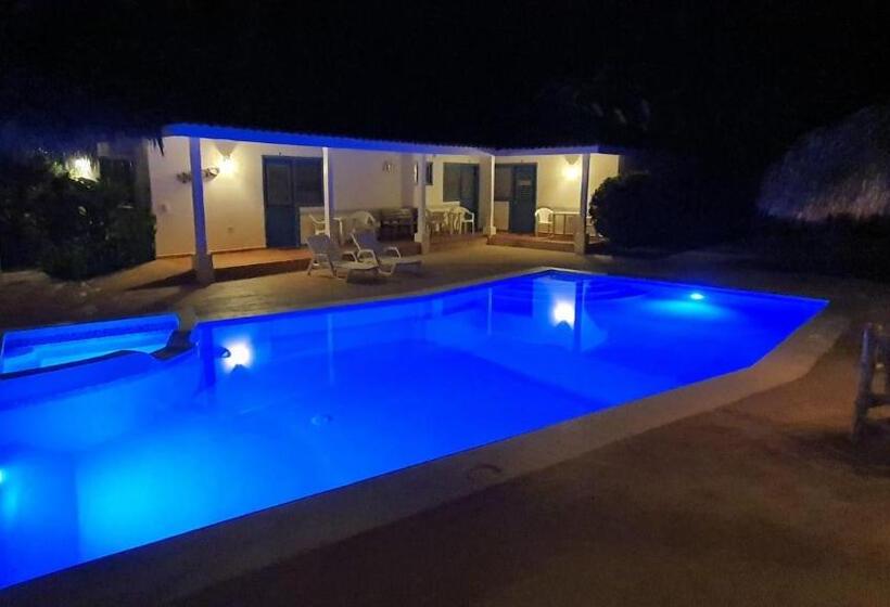 بانگلوی استاندارد, Casa Giò