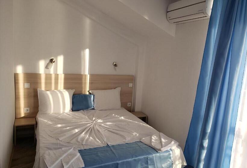 غرفة قياسية مطلّة علي البحر مزوَّدة بشُرفة, Guest House Evtimov