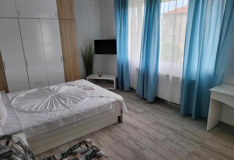 شقة غرفة نوم واحدة مزودة بشُرفة, Guest House Evtimov