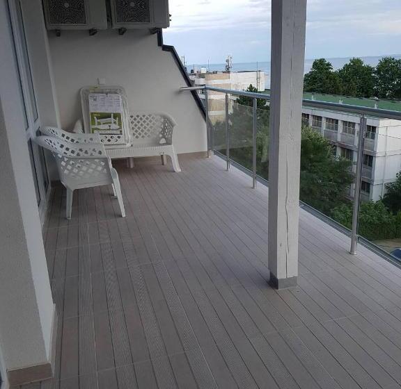 شقة غرفة واحدة مطلة على البحر, Guest House Evtimov