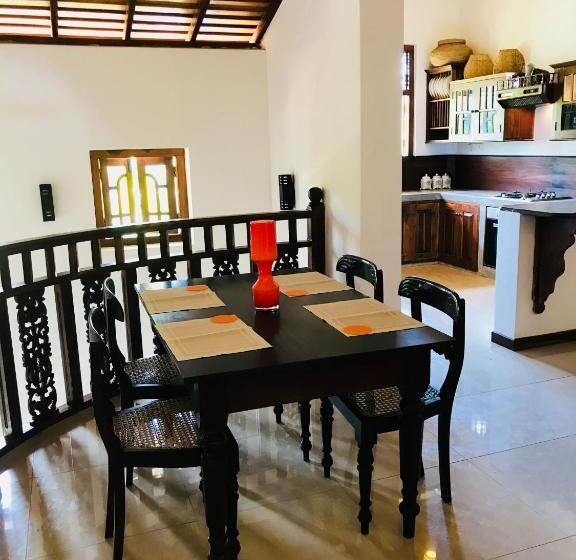 חדר דלוקס עם מרפסת, Neli Guests House